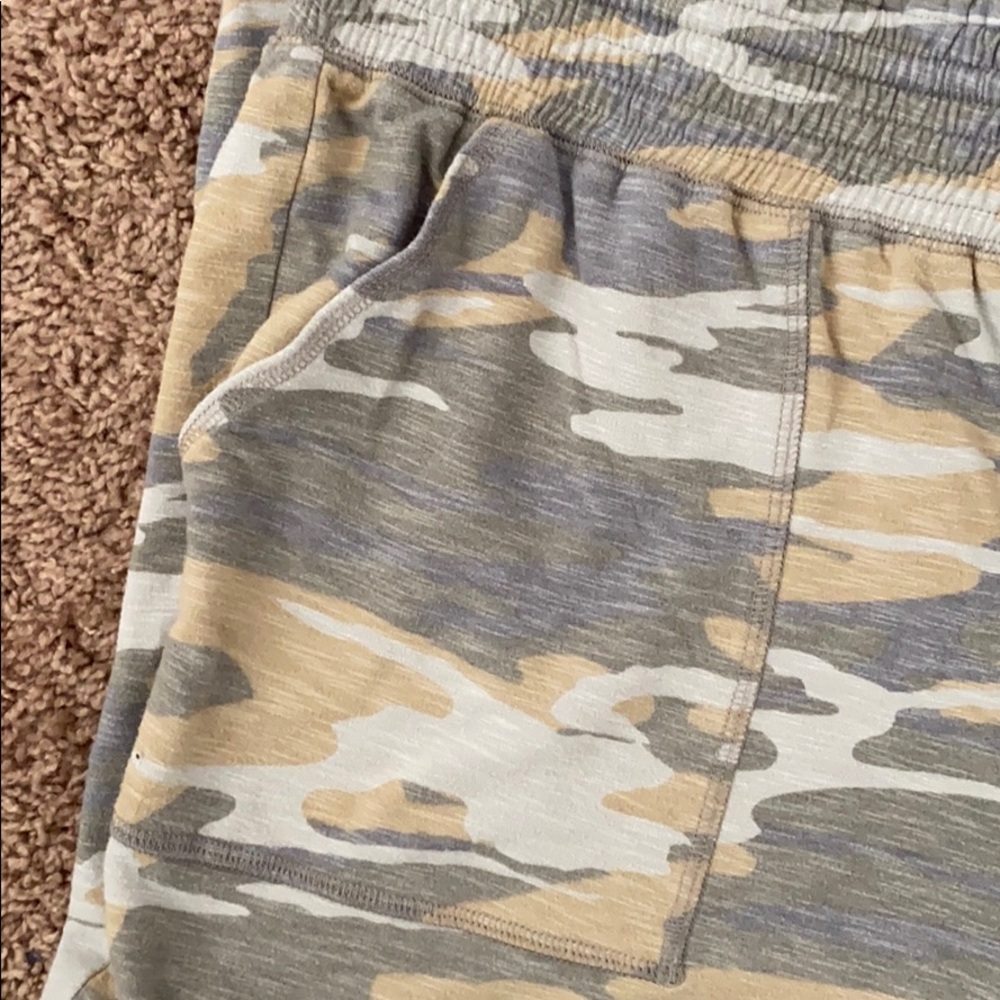 Express Camo Jogger Pants. - Picture 4 of 6